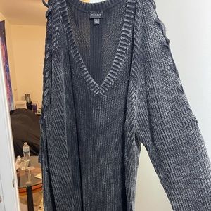 Torrid sweater never worn